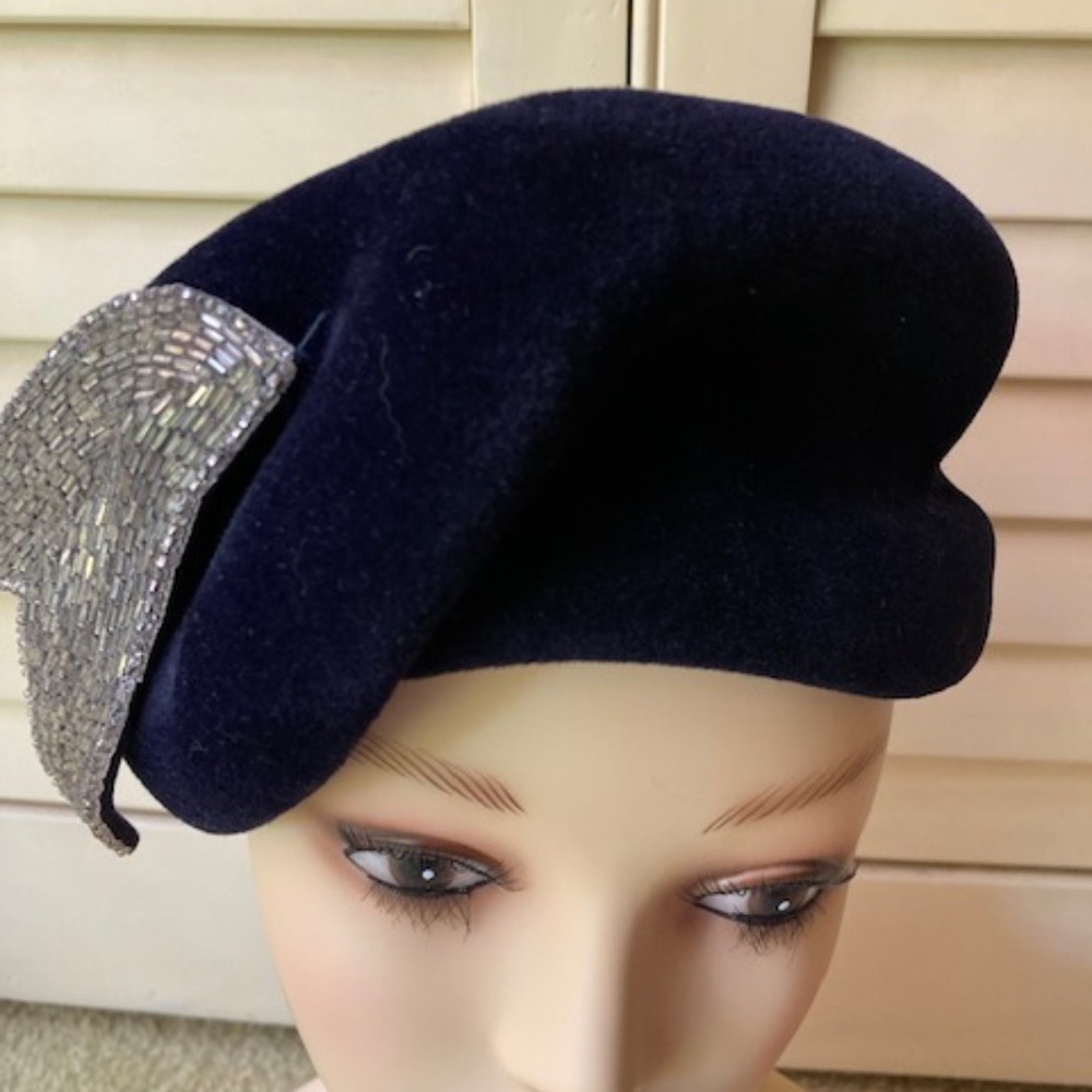 Vintage Navy Blue Carol Hat from Italy - Picture 12 of 15